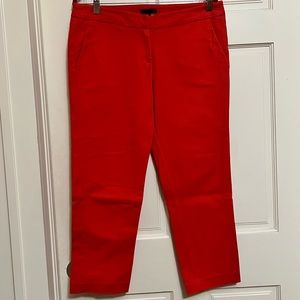 Cute capris -Nice pop of color!!